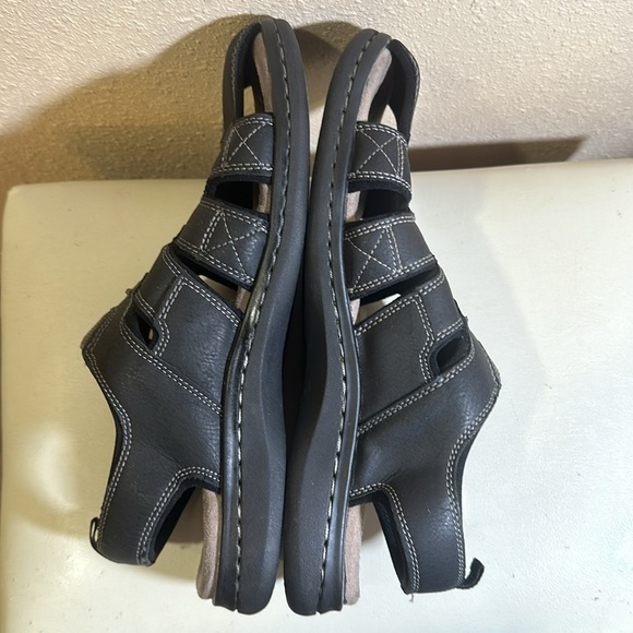 Dockers sandals size 11 - Picture 3 of 6